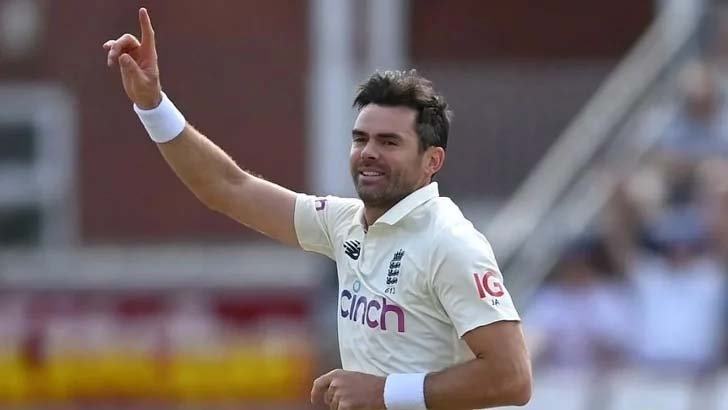 মুরলিধরনের বিশ্বরেকর্ড ভেঙে দিলেন অ্যান্ডারসন