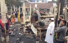 সোনারগাঁয়ে অগ্নিকাণ্ড, প্রাণ গেল শিকলে বাঁধা মানসিক প্রতিবন্ধীর