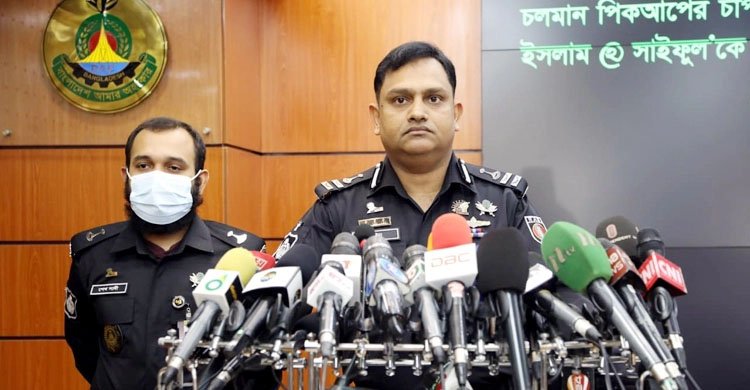 ৫ ভাইকে চাপা দিয়ে হত্যা: চালকের নেই লাইসেন্স, পিকআপের ফিটনেস