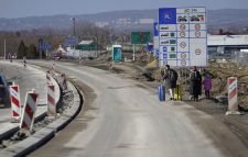হেঁটেই ইউক্রেন ছাড়তে হচ্ছে বাংলাদেশিদের
