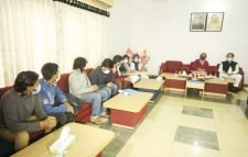 শিক্ষামন্ত্রীর সঙ্গে বৈঠকে শাবির আন্দোলনরতরা