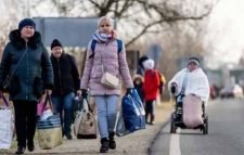 ইউক্রেনের ১ কোটি মানুষ বাড়িঘর ছেড়েছে