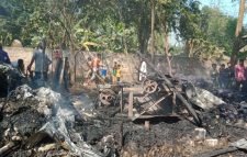 লাখাইয়ে অগ্নিকাণ্ডে ৫ লক্ষাধিক টাকার ক্ষতি