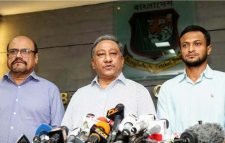 সমস্যা হলে জানিয়ে দাও যে আর খেলবে না: সাকিবকে পাপন