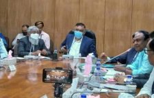 অসাধু ব্যবসায়ীদের রুখতে দু-এক দিনের মধ্যে টাস্কফোর্স