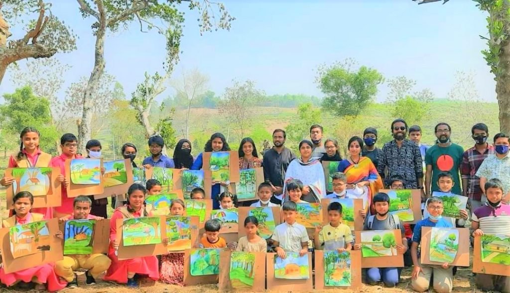 মৌলভী চা বাগানে সবুজ প্রকৃতিতে অর্ধশত শিক্ষার্থীর অংশগ্রহণে শেষ হলো তিন দিনের আর্ট ক্যাম্প