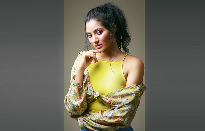 শুটিংয়ের আগেই বিপত্তি