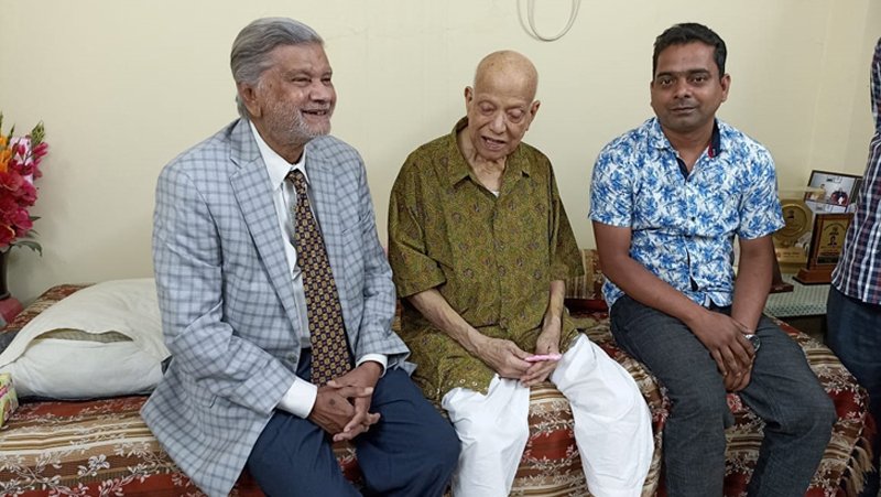 সাবেক অর্থমন্ত্রীকে দেখতে যান পরিকল্পনামন্ত্রী