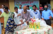 মোহাম্মদী ট্রাস্ট এর রমজানের খাদ্য সামগ্রী বিতরণ