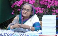 ভোজ্যতেল আমদানি কমিয়ে উৎপাদন করার নির্দেশ প্রধানমন্ত্রীর