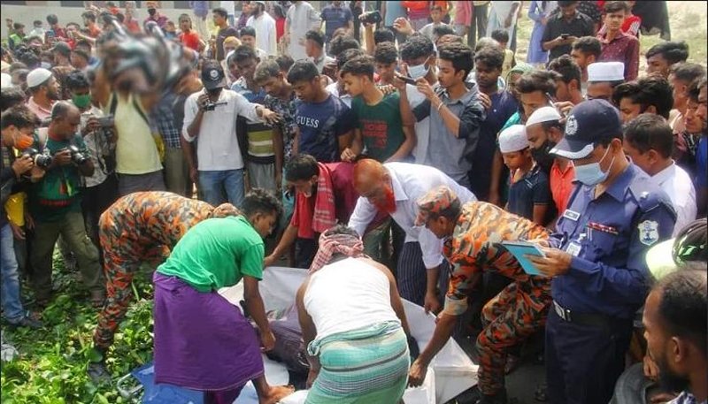 শীতলক্ষ্যায় লঞ্চডুবির ঘটনায় ১১ মরদেহ উদ্ধার