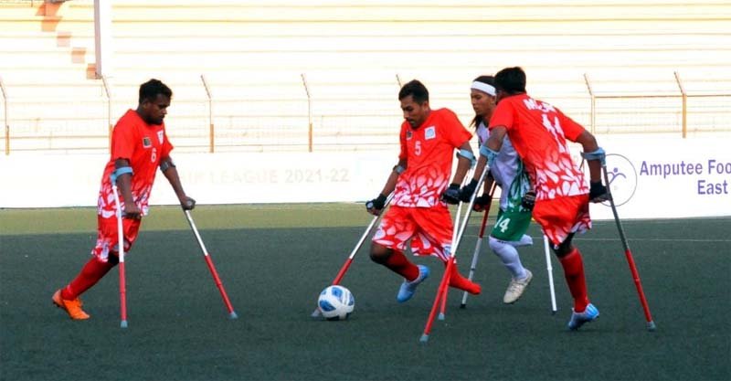 তাদের আনন্দের এক দিন