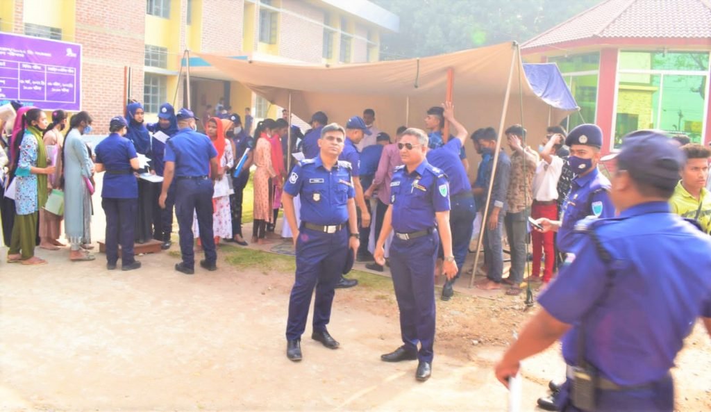 ট্রেইনি রিক্রুট কনস্টেবল নিয়োগের বাছাই কার্যক্রম শুরু