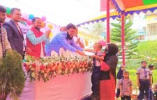 এডুকেয়ার ইন্টারন্যাশনাল স্কুলে আলোচনা ও পুরস্কার বিতরণ