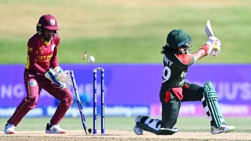 নারী বিশ্বকাপ : রোমাঞ্চ ছড়িয়ে হেরেই গেল বাংলাদেশ