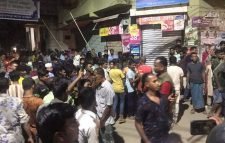 সিলেটে দুই এলাকাবাসীর সংঘর্ষ, সাবেক মেয়রের বাসায় হামলা