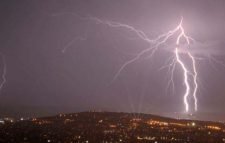 ধান শুকাতে গিয়ে বজ্রপাতে দুই কৃষক নিহত