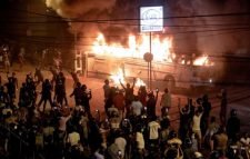 শ্রীলঙ্কাজুড়ে ৩৬ ঘণ্টার কারফিউ জারি