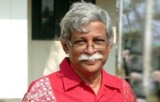 ব্রেইন ওয়াশকারীদের চিহ্নিত করতে পারলে শান্তি পেতাম: জাফর ইকবাল