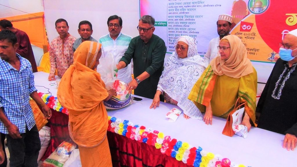 গ্রেটার সিলেট ডেভেলপয়েন্ট এন্ড ওয়েলফেয়ার কাউন্সিল এর খাদ্য সামগ্রী বিতরণ