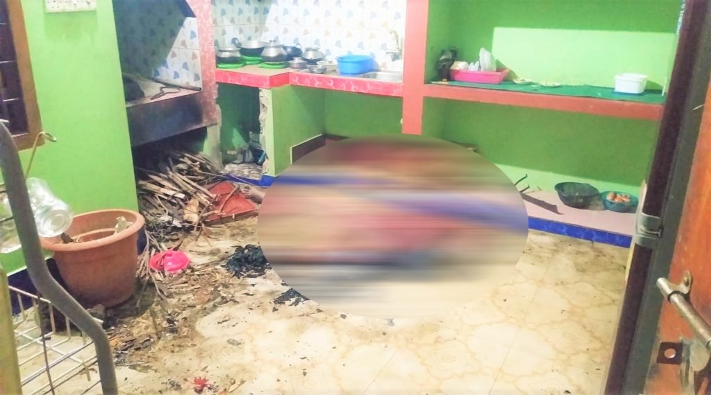 গ্যাস সিলিন্ডার লিকেজে আগুন, স্কুল শিক্ষিকা নিহত,