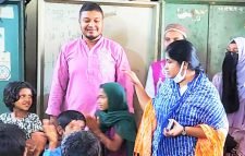  মৌলভীবাজারে শহরের আশপাশের আনন্দ পাঠশালা নামক স্কুলে ক্লাস চলছে