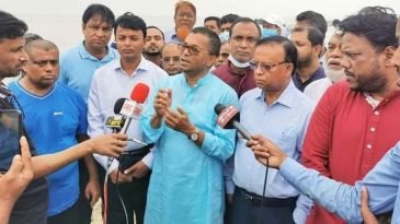 হাওরে স্থায়ী প্রকল্প গ্রহণ করা হবে : এনামুল হক শামীম