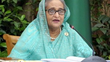 সংকট মোকাবিলায় বিশেষ বৈঠকের নির্দেশ প্রধানমন্ত্রীর