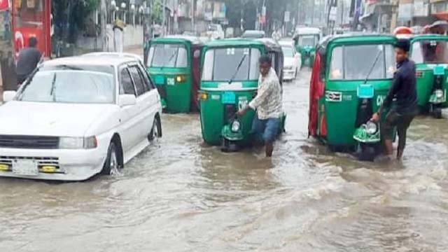 সিলেট নগরীতে পানি বাড়ছেই