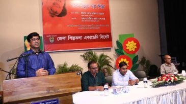 ‘নজরুলের কবিতা ও গান মুক্তির পথ দেখিয়ে চলেছে’