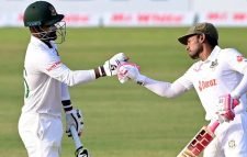 এক সেঞ্চুরি, তিন ফিফটিতে চট্টগ্রামে তৃতীয় দিন বাংলাদেশের