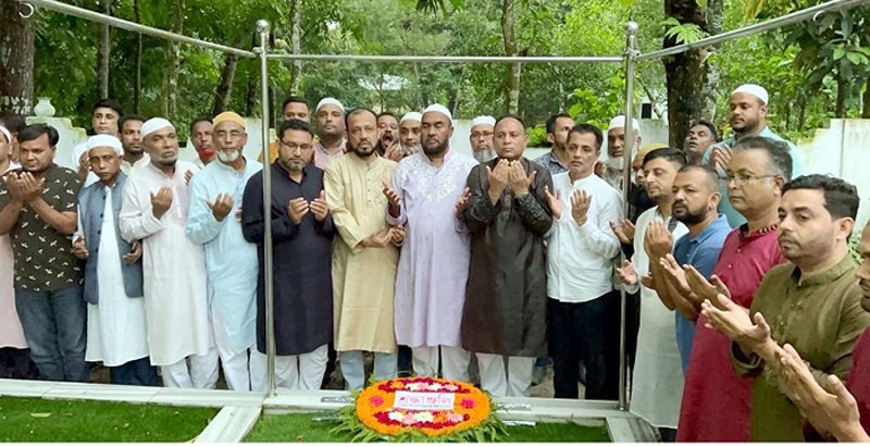 সাইফুর রহমানের কবর জিয়ারতে সিলেট জেলা বিএনপি নেতৃবৃন্দ