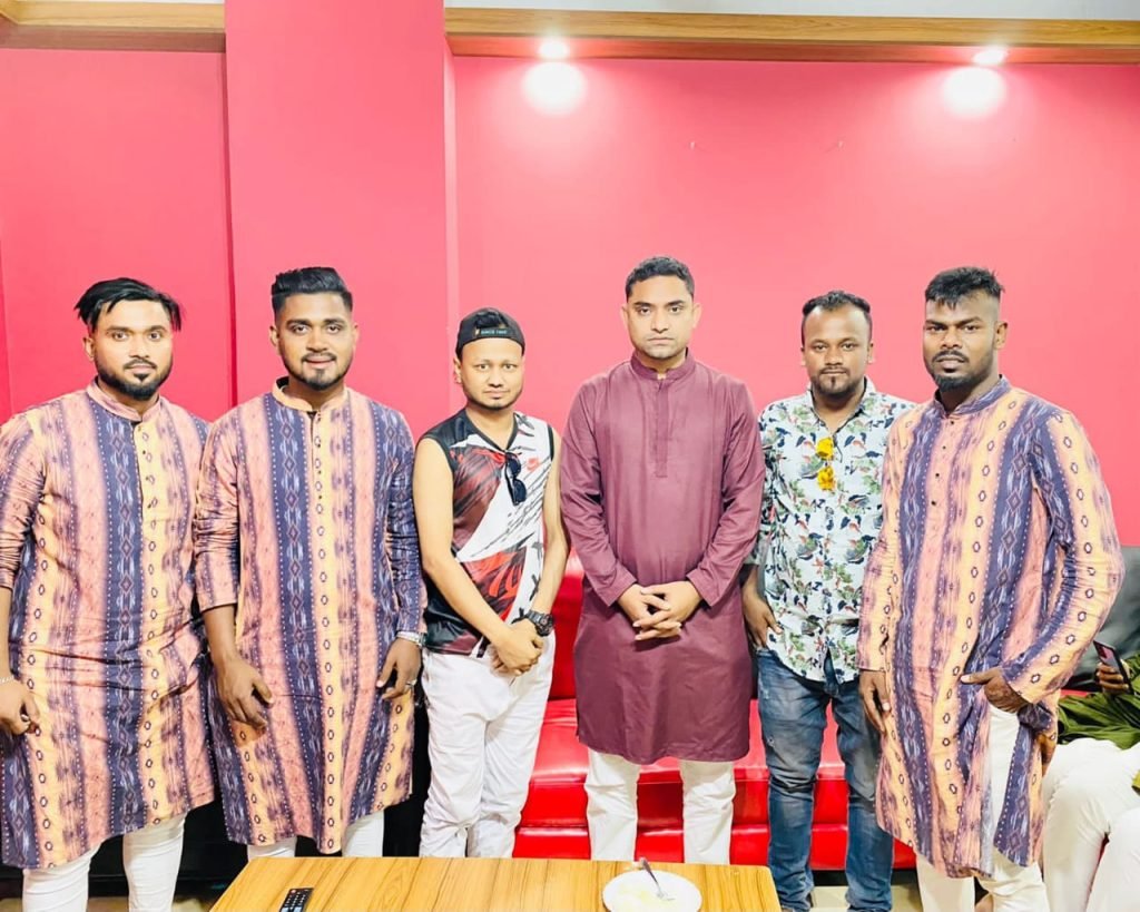 ছাত্রলীগ সভাপতি নাজমুল ইসলাম`র সাথে জাকির আহমদের ঈদ শুভেচ্ছা