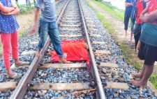 ট্রেনে কাটা পরে অজ্ঞাত এক নারীর মৃত্যু