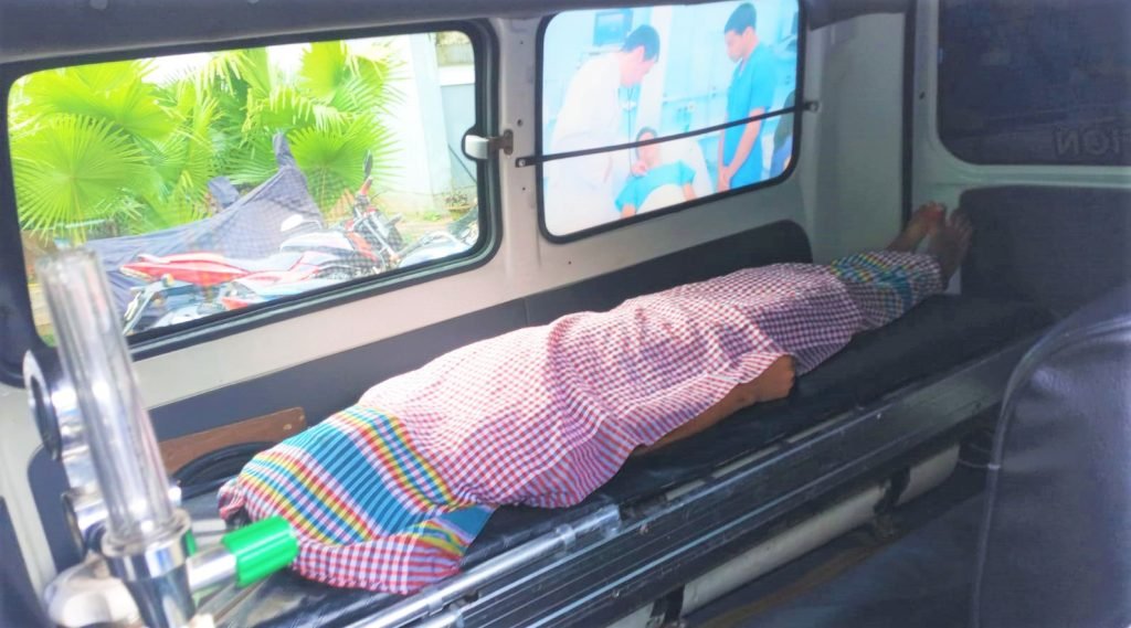 বিদ্যুৎ লাইন ঘেঁষে ভবন নির্মাণে প্রাণ গেল রাজমিস্ত্রির