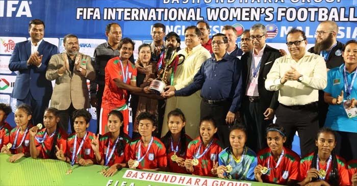 ড্র করে সিরিজ জয় সাবিনাদের