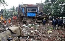 মুম্বাইয়ে ভবন ধসে নিহত ১৯