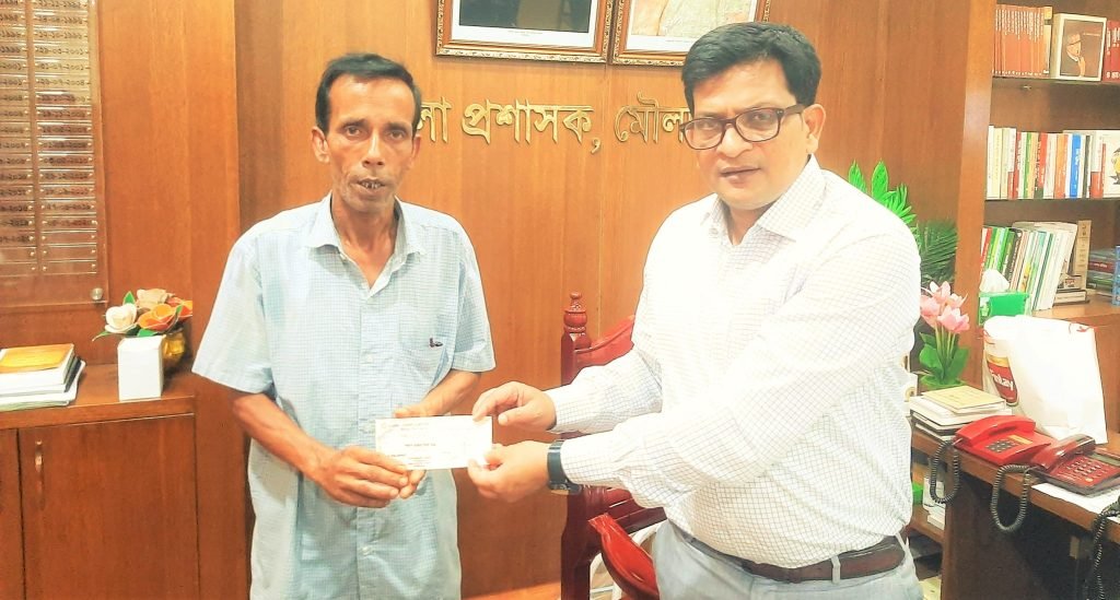  রোগাক্রান্ত দুই ব্যক্তিকে চিকিৎসা সহায়তা প্রদান