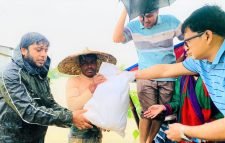 জুড়ী এবং বড়লেখা উপজেলার দুর্গত এলাকা পরিদর্শন ও ত্রাণ বিতরণ