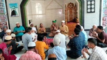 সাবেক তিনবারের প্রধানমন্ত্রী বেগম খালেদা জিয়ার সুস্থতা কামনায় মৌলভীবাজার জেলা ছাত্রদলের  উদ্যোগে মৌলভীবাজার  দোয়া ও শিরনী বিতরণ