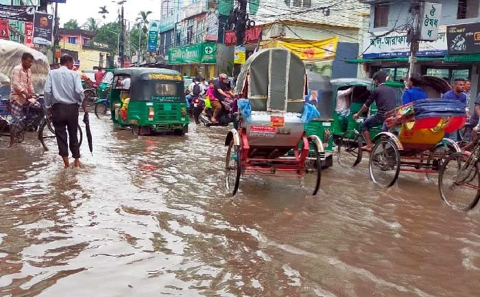 ফের পানিতে ডুবছে সিলেট নগর