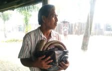 দীর্ঘ বন্যায় পাটী শিল্পীদের দুর্দিন নিরেন্দ্র’র দীর্ঘশ্বাস ‘এভাবে আর দিন চলছে না’