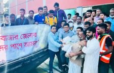 কুলাউড়ায় আশ্রয়কেন্দ্রে প্রধানমন্ত্রীর উপহার বিতরণ