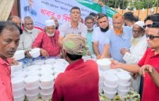 ১৫০০ শ জনের মাঝে  মৌলভীবাজার জেলা বিএনপির ত্রাণ বিতরন