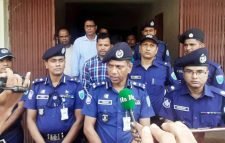 প্রবাসী পিতা-পুত্রের মৃত্যু: এখনও কোনো ক্লু উদ্ঘাটন করতে পারেনি পুলিশ