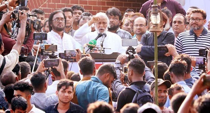 সরকারের দুর্নীতির মাশুল দিতে হচ্ছে জনগনকে: মঈন খান