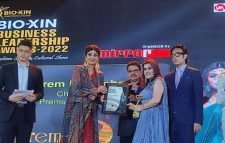 ঢাকার মঞ্চে বাংলা বলে মুগ্ধ করলেন শিল্পা শেঠি