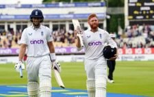 রেকর্ড গড়ে ভারতকে হারাল ইংল্যান্ড