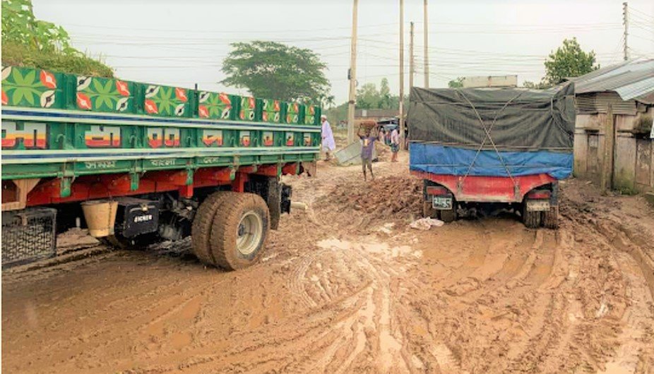 জুড়ীবাসী দুই কারনে ভোগান্তিতে