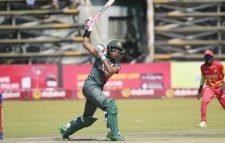 ম্যাচসেরা আফিফ, সিরিজসেরা সিকান্দার রাজা